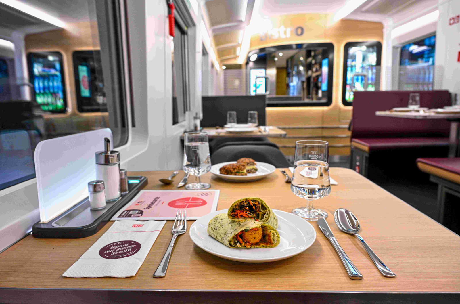 From Zurek to Strudel: Why Dining Cars Still Matter