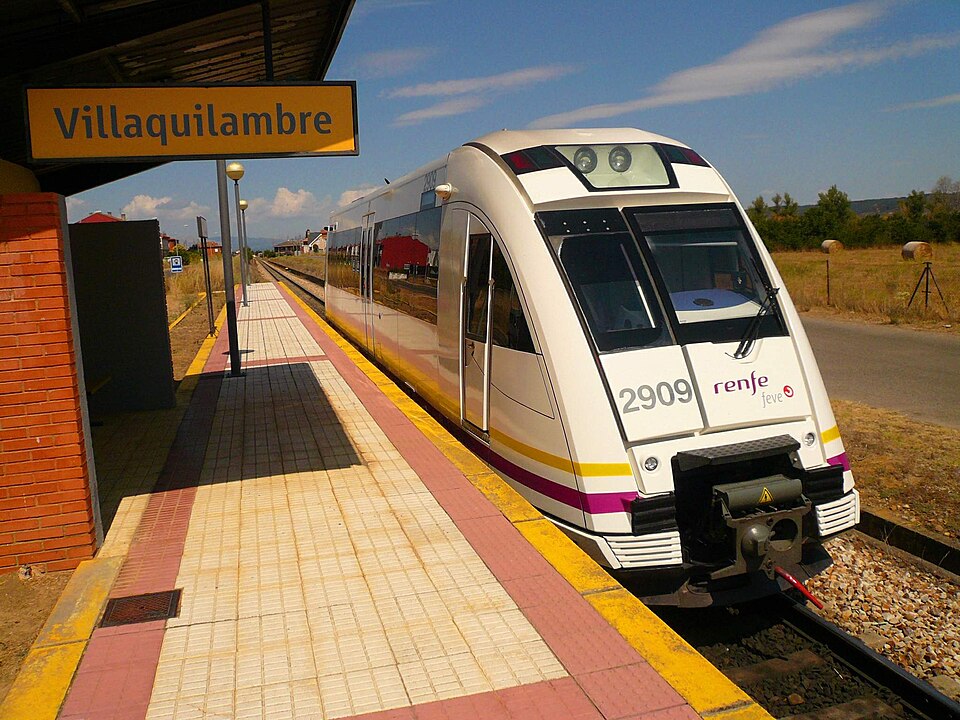 Spain’s Fragmented Coastal Railway: One Route, Three Systems