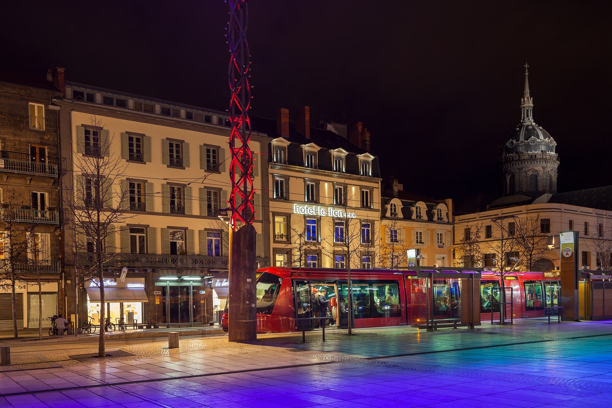 Table 330/333 Paris – Clermont Ferrand - Nimes